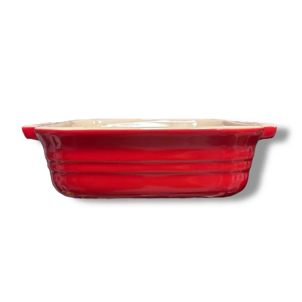 Le Creuset features premium